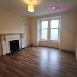 Unfurnished Bedroom cleaning